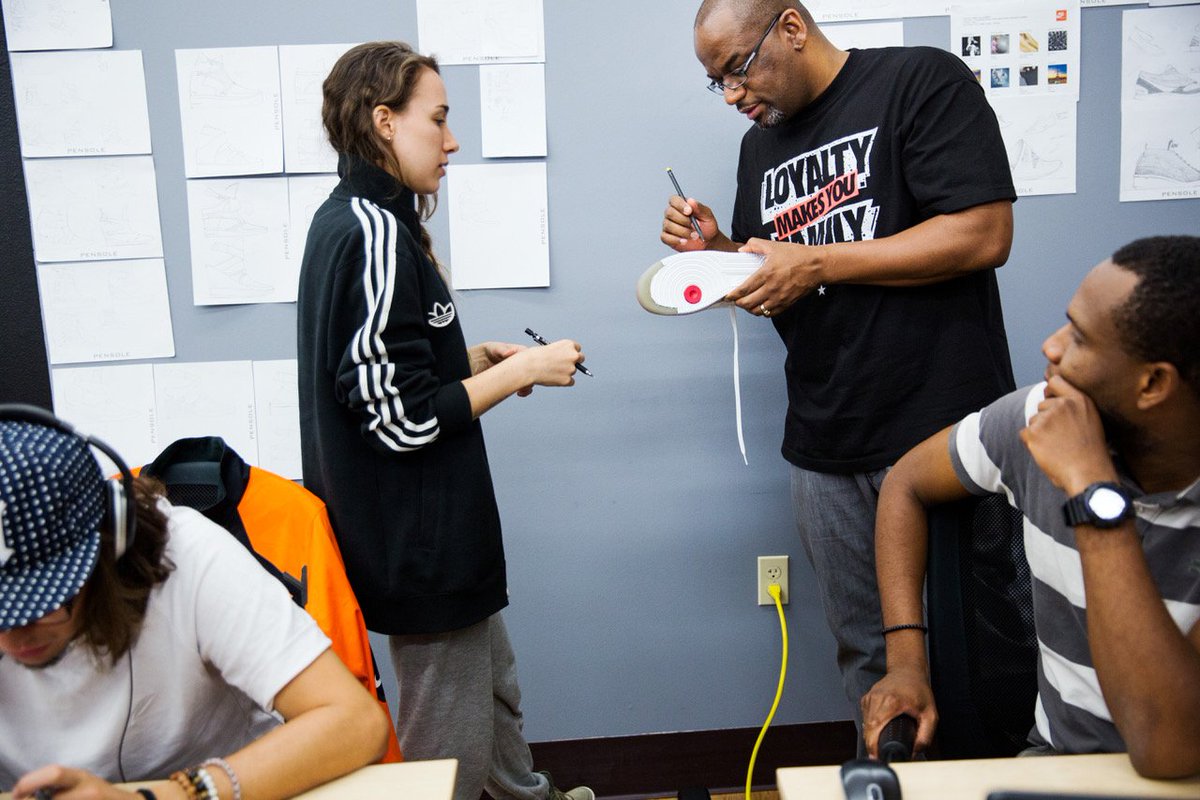 matthewkish's tweet photo. Want a degree in sneaker design? @Pensole_Academy, @pnca could be the first to make it happen: https://t.co/QjgV1ptDYK https://t.co/oLmOr2ToHS