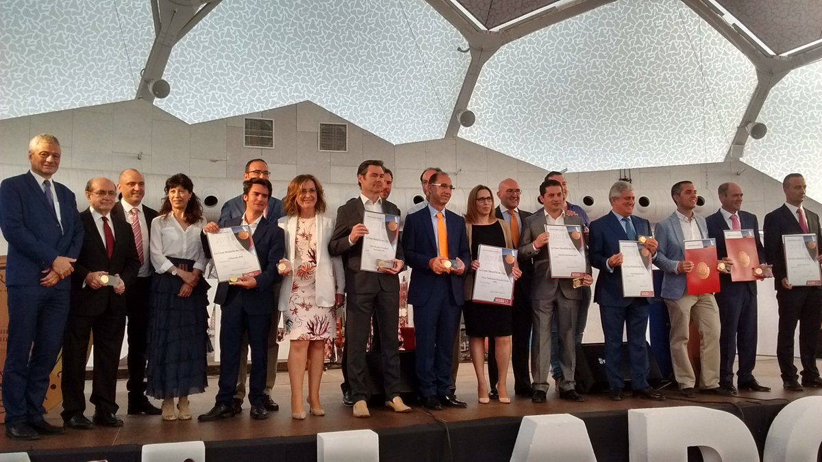 CMB_Valladolid's tweet photo. Los ganadores #MedallasGranOro #CMBVLL17Medallas #CMB2017VLL @concoursmondial @AyuntamientoVLL 🙌 https://t.co/mFgZZhLvys