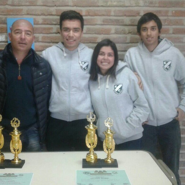 CEComercio2017's tweet photo. Hoy realizamos la entrega de premios a los ganadores de fútbol en la #CopaDanielAdolfoTorres. En la semana próxima  comienza voley! https://t.co/yX3hhFU3jf