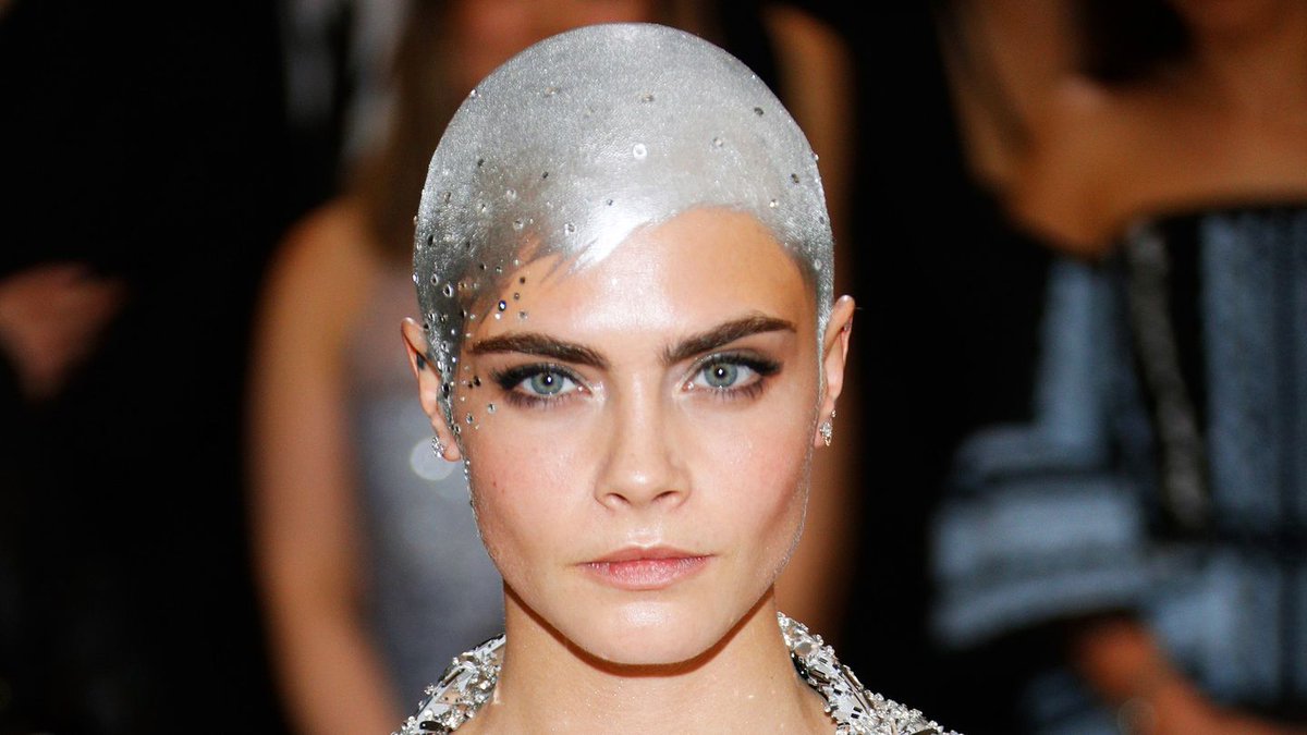 A young Cara Delevingne fan recreated her Met Gala look after getting chemo on.mtv.com/2smIxIr