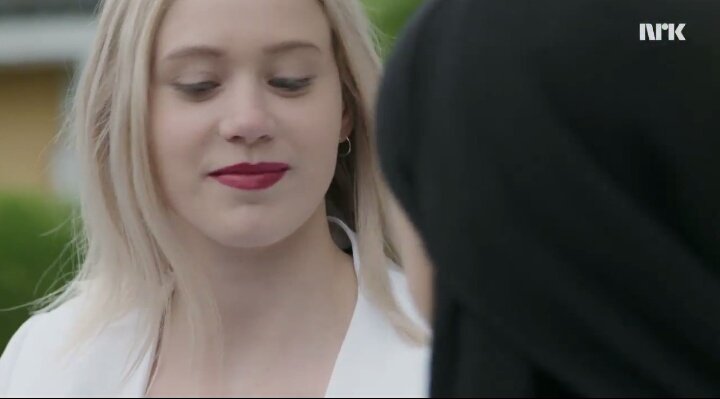 SkamLatinoA's tweet photo. Acá viene lo importante: SANA ADMITIENDOLE A NOORA QUE LE GUSTA YOUSEF Y NOORA DICIENDO QUE LO SABÍA. https://t.co/VHgPcp6zuW