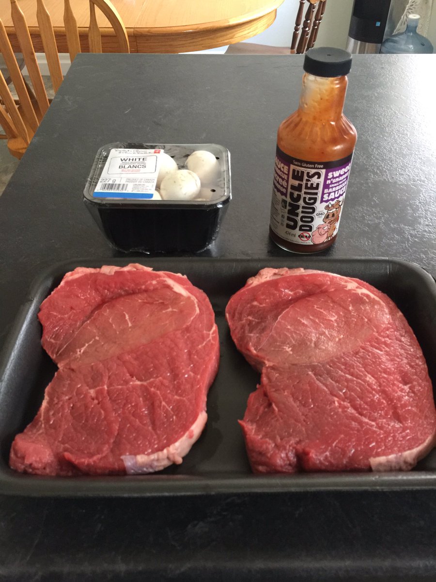 MitchellCycle's tweet photo. Jackie and the kids are away and I am left to fend for myself. Rough so very rough. https://t.co/8yYQC9bxbH