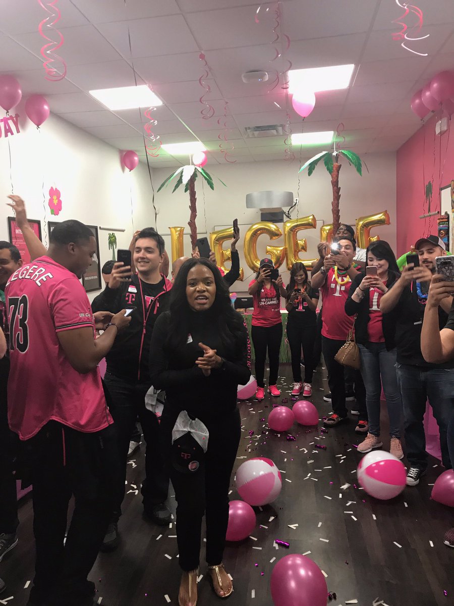 JohnLegere's tweet photo. Another Houston @tmobile store visit was amazing!! They even threw me a surprise bday party!! Thank you guys so much!! 💖💖💖 you all!!! 🎊🎂🎉 https://t.co/514M5xdyRN