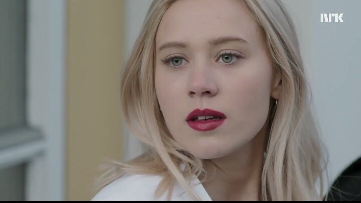 SkamLatinoA's tweet photo. Sana le pide disculpas a Noora porque hizo algo e instantáneamente aparece William. ME DESMAYÉ. https://t.co/gfCm41STiT