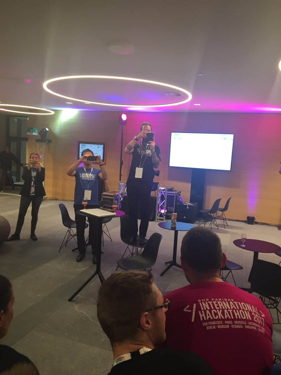 Quantstore tweet media