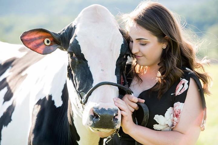 R U under 19 and working on a dairy farm? You may be a hidden apprentice and can earn a $1000 scholarship! <a href="/CareerPrograms/">Abbotsford School District Career Programs</a>