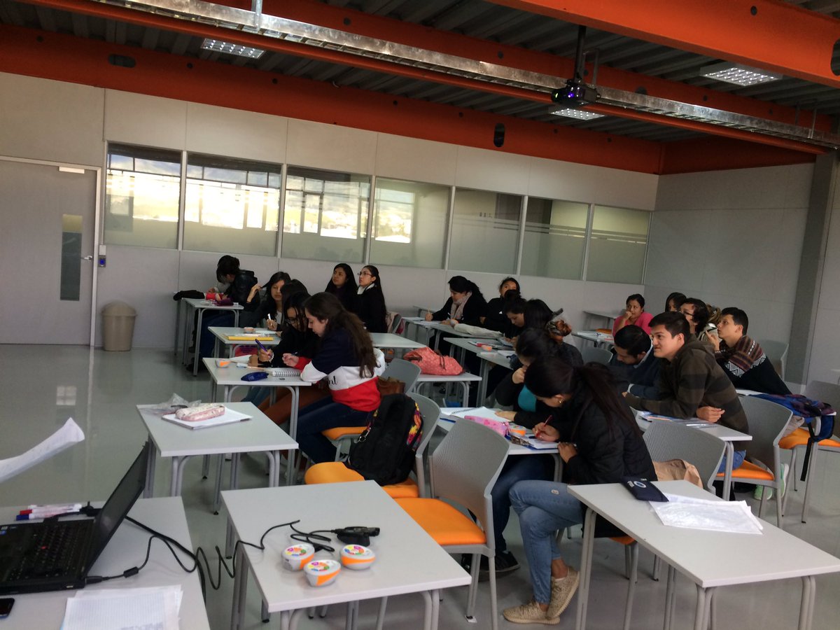 lrbarba's tweet photo. En clases. #utpl #activevote #matematica @Promethean @lachamba @YoInvestigoEC pavlvstc @STEMbyme https://t.co/RsXjcj16pd