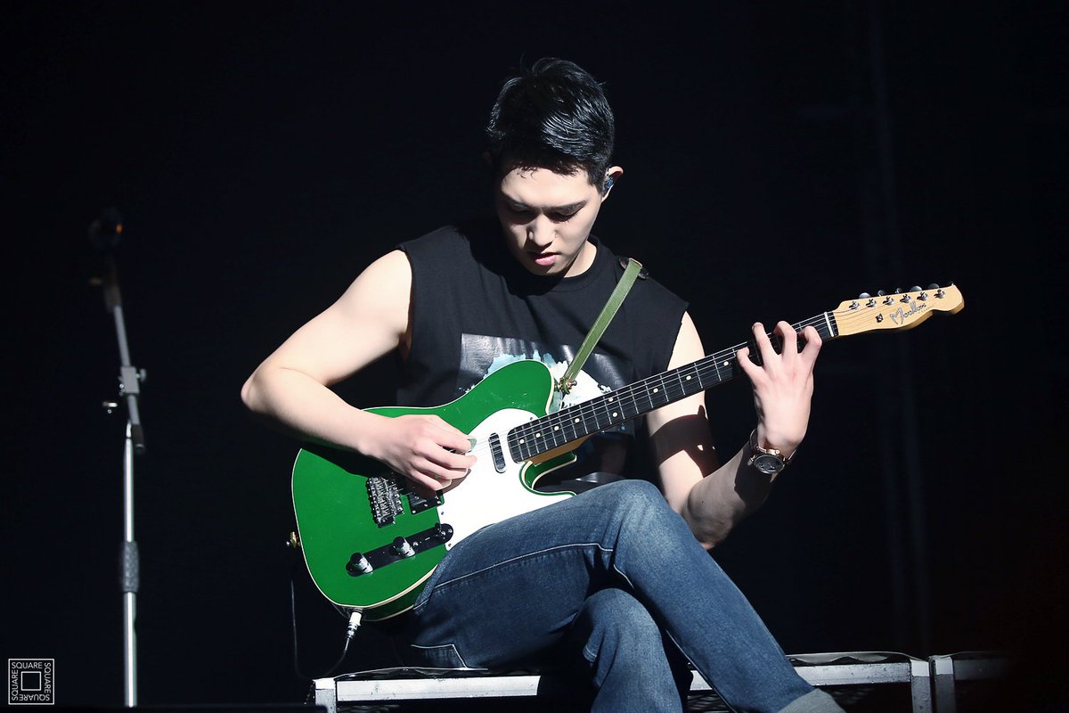 cnblue_square's tweet photo. 20170603 Between Us Seoul D1 #이종현 #leejonghyun @cnbluegt 

https://t.co/oJoPexmEf7 https://t.co/GbJXM95Lxd