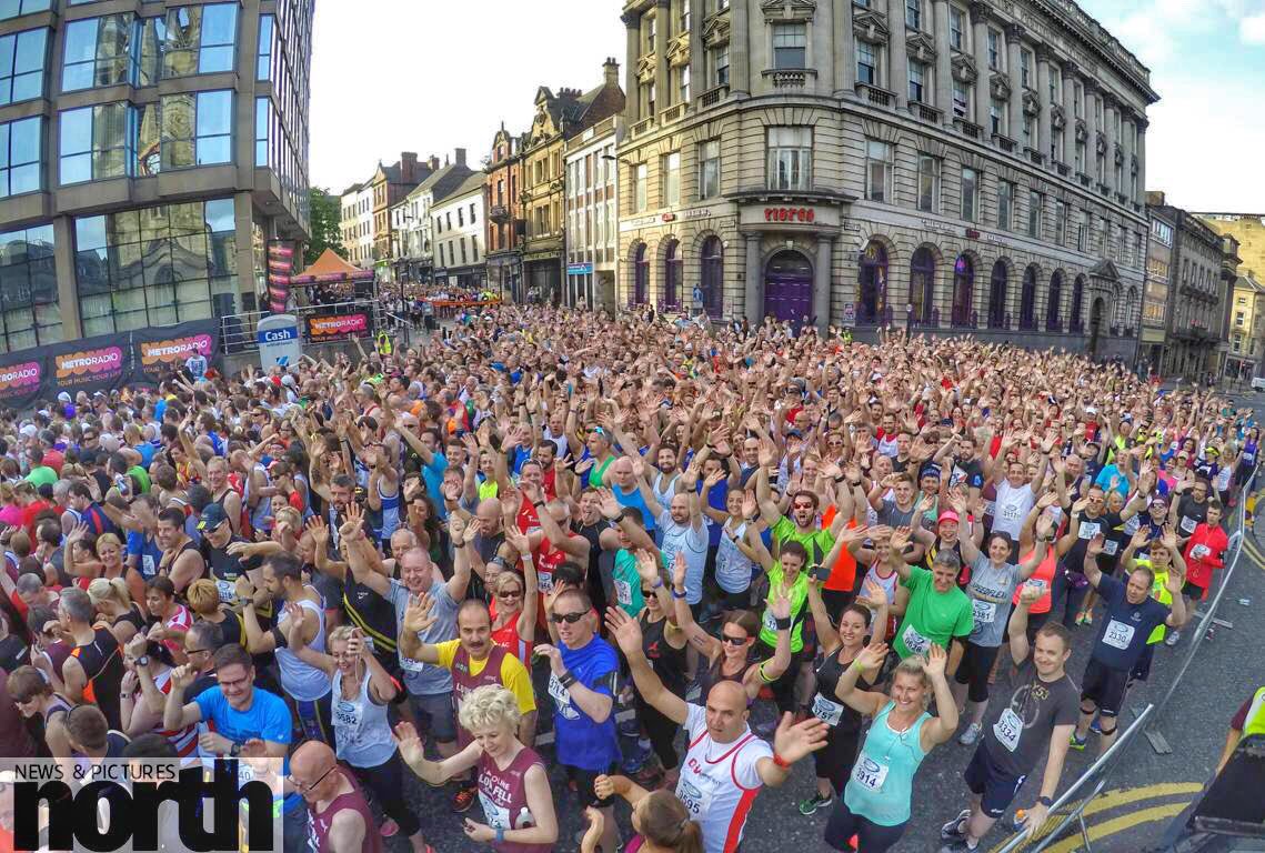 Newcastle city centre streets are full  with runners for this years  #blaydonrace2017 <a href="/Blaydonrace/">Blaydon Race</a> #blaydonrace
