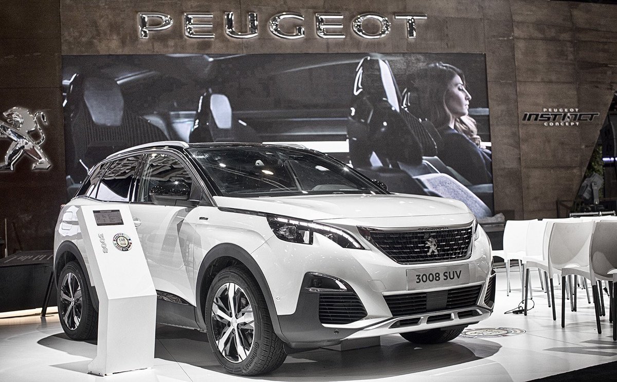 peugeotarg's tweet photo. Queremos destacar 2 novedades que se aproximan al final de nuestra línea de tiempo. Bienvenidos los nuevos Peugeot 3008 y 5008 #MiProximoKm https://t.co/hMWZs4VBIm