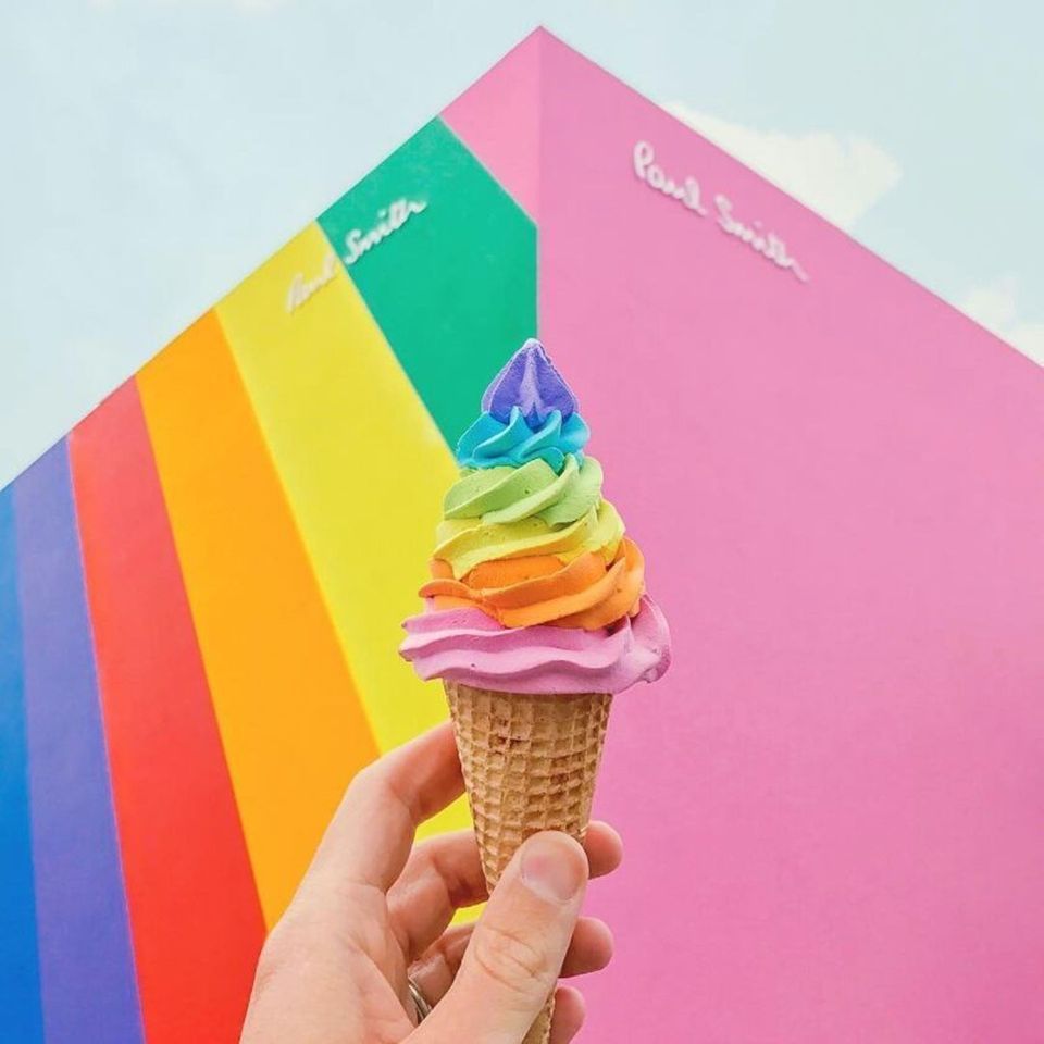 gooddyeyoung's tweet photo. [ LGBTQIA pride month ] love is in the air for all - at GDY we want to spread positivity + kindness. dont let anyone put out your spark 🌈 https://t.co/drr9oxJpkM