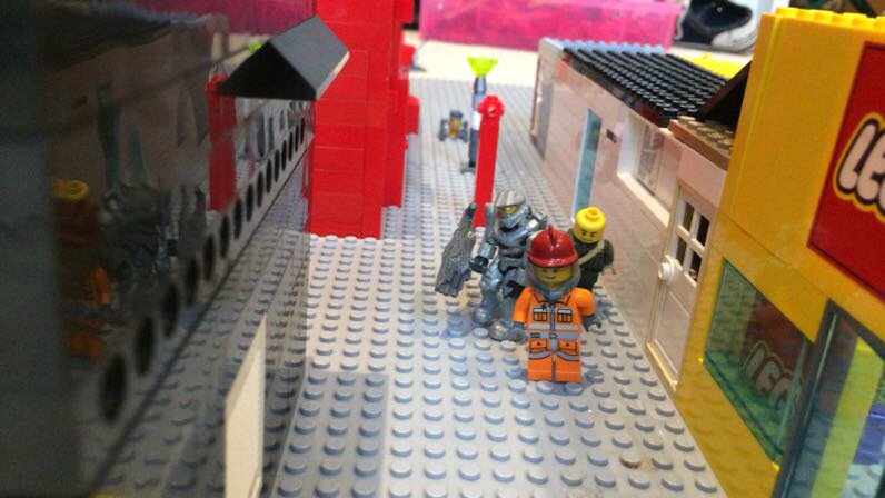 I just uploaded a new movie I made. Watch it here:youtube.com/watch?v=YVXXKC… youtube.com/watch?v=YVXXKC…