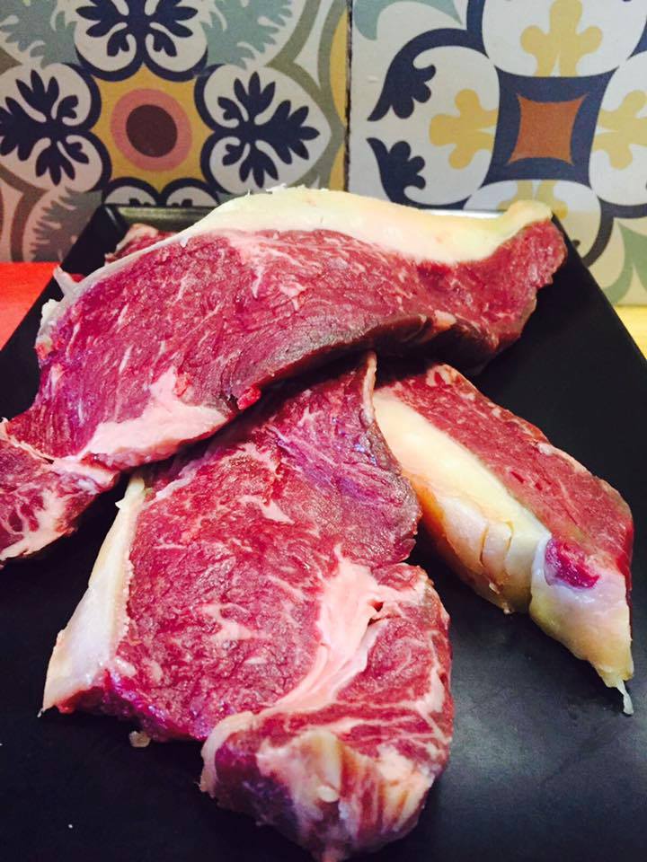 arcotapas's tweet photo. ¡Listos para prepararlos! ¿Algún/a afortunad@?

#sevilla #restaurantes #arcotapas https://t.co/baJJDbblEv