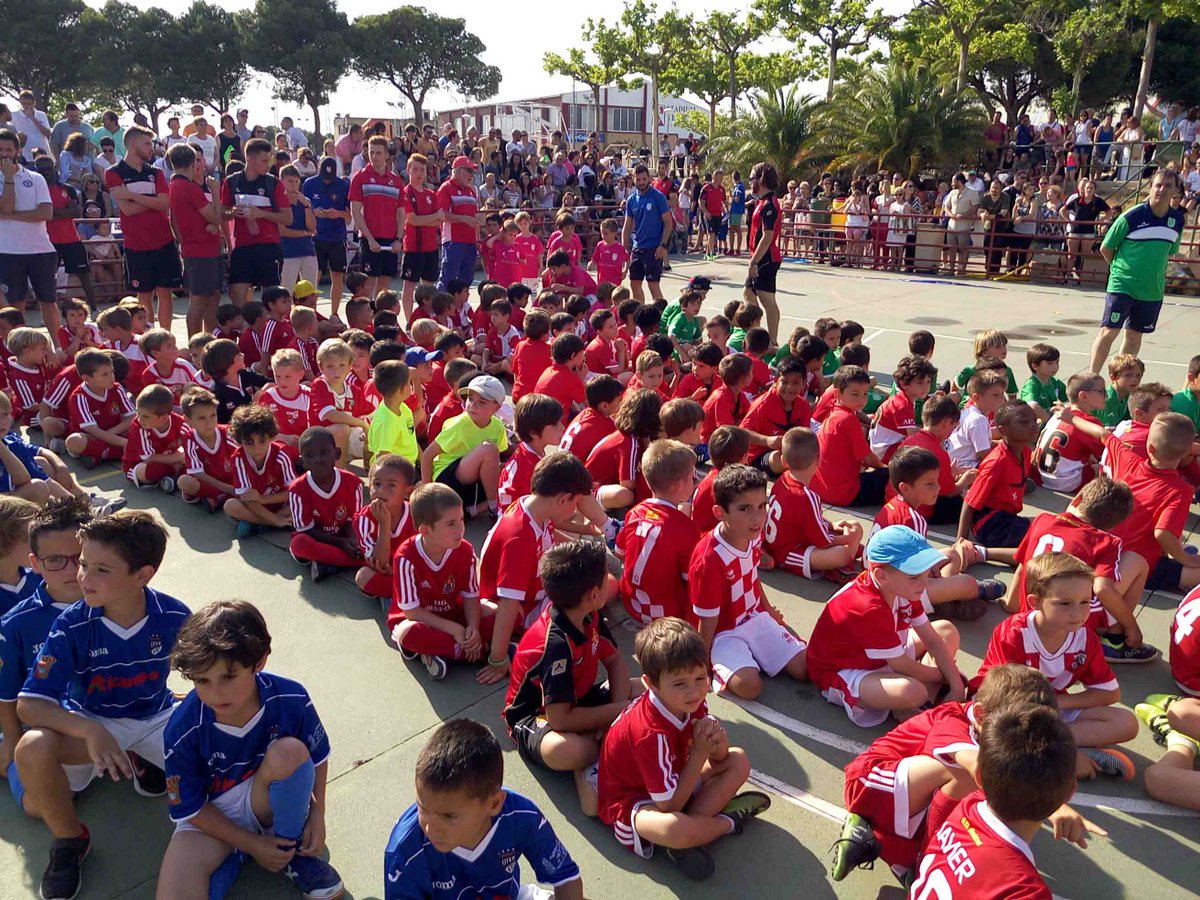 stadiumvenecia's tweet photo. ⚽️⚽️⚽️

Disponibles en el Blog todas las fotos de la Fiesta Clausura Escuela de Fútbol

Un RT para más difusión?

https://t.co/UtIanegLwM https://t.co/jlTmQ3rbqQ