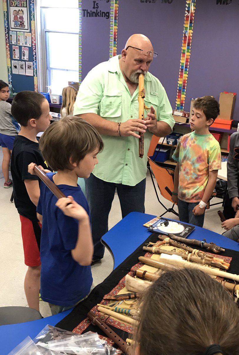 MrsSansford's tweet photo. Grade 3s at #GouldPS learning about Native American flutes and culture #Reconciliation https://t.co/avuAck8WKK