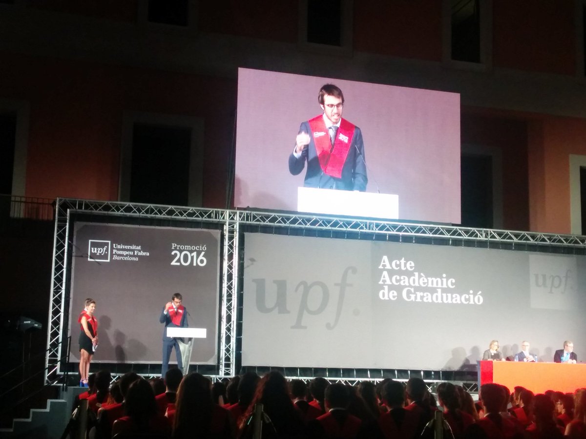 APSNetworKing's tweet photo. Tic Tac... amb moltes ganes de veure els meus cracks de @UPFBarcelona a la #GraduacioUPF17 Recordant #GraduacioUPF16 https://t.co/ViCERO7XdF