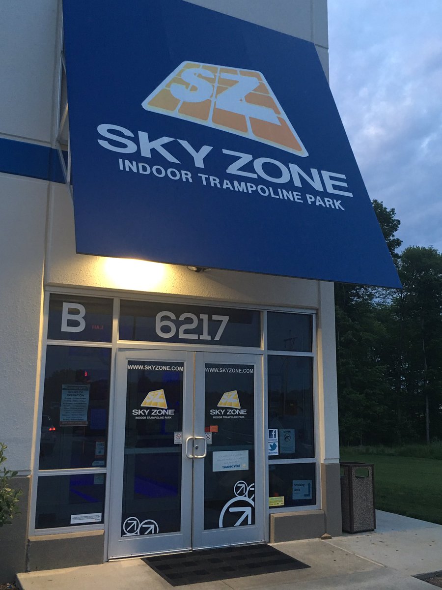 ProkureKlean's tweet photo. Keeping kids safe 1 Skyzone at a time #RevolutionizingKlean #disinfect #nobacteria https://t.co/pbFW6AtUAP