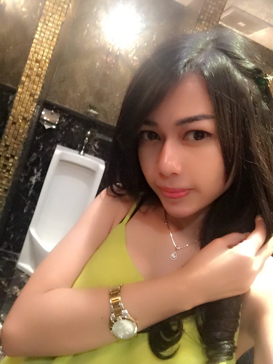 happy weekend bae💋