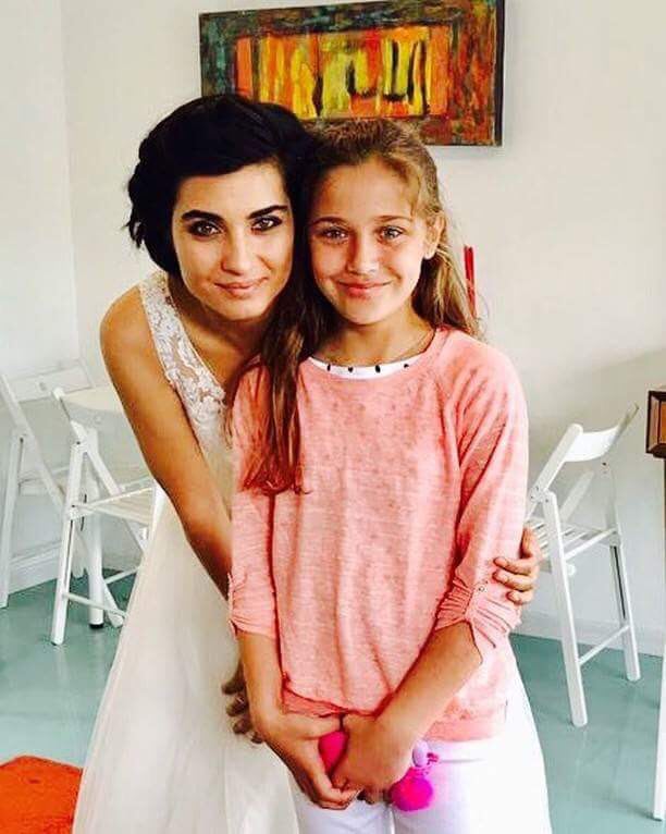 Tuba Beauxtion of the scenes of her wedding in the series  ❤️😍👌
#Cesurvegüzel #TubaBüyüküstün