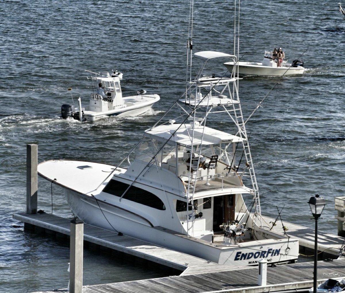 EndorFin123's tweet photo. We are at THE BIG ROCK BLUE MARLIN TOURNAMENT!!! https://t.co/tnwBw4kW2v