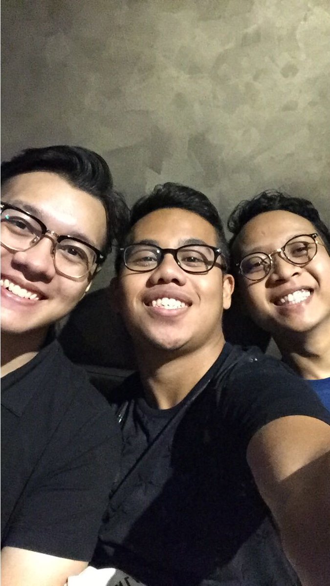 syuhadaiskandar's tweet photo. Of last night's. Can't believe it's been 7 years since we left sec sch! #4E3 https://t.co/wIvpQkLKma
