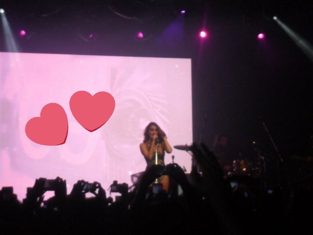 Thah_Savinon's tweet photo. Sdds define ❤ #DMWorldTourSP https://t.co/SVBaCAXw81