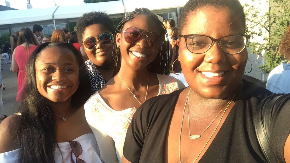 nolonge16255's tweet photo. HBCU Beauties ๐โค๏ธ #TSU21 #NCAT20 #Bennett18 https://t.co/L3SRrJlY7N