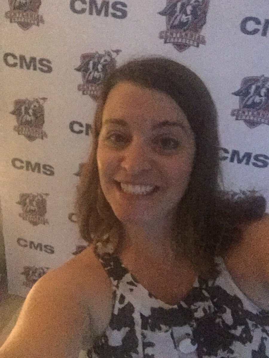 JenniferLCodd's tweet photo. 8th grade dance! #cmsdance https://t.co/9PsASYgc8Y