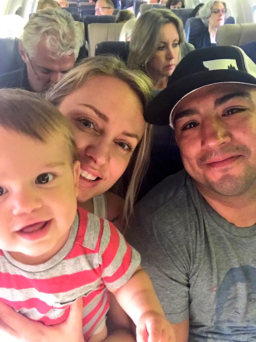 IzzyStyle's tweet photo. #teamizzystyle just landed in Lincoln to support #teamramos @T_Ram133 https://t.co/ui3jS2kc8q