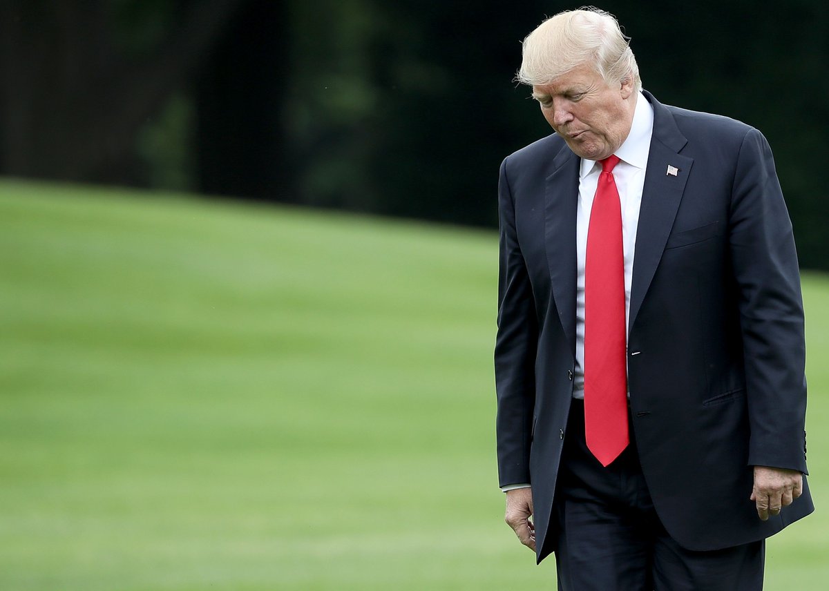 ggrushko's tweet photo. #Trump is a #bulshitter
Donald Trump’s secret isn’t that he lies. It’s that he crowds out the truth. - Vox https://t.co/3tSmv2q5ck https://t.co/ox0V3vJ9pY