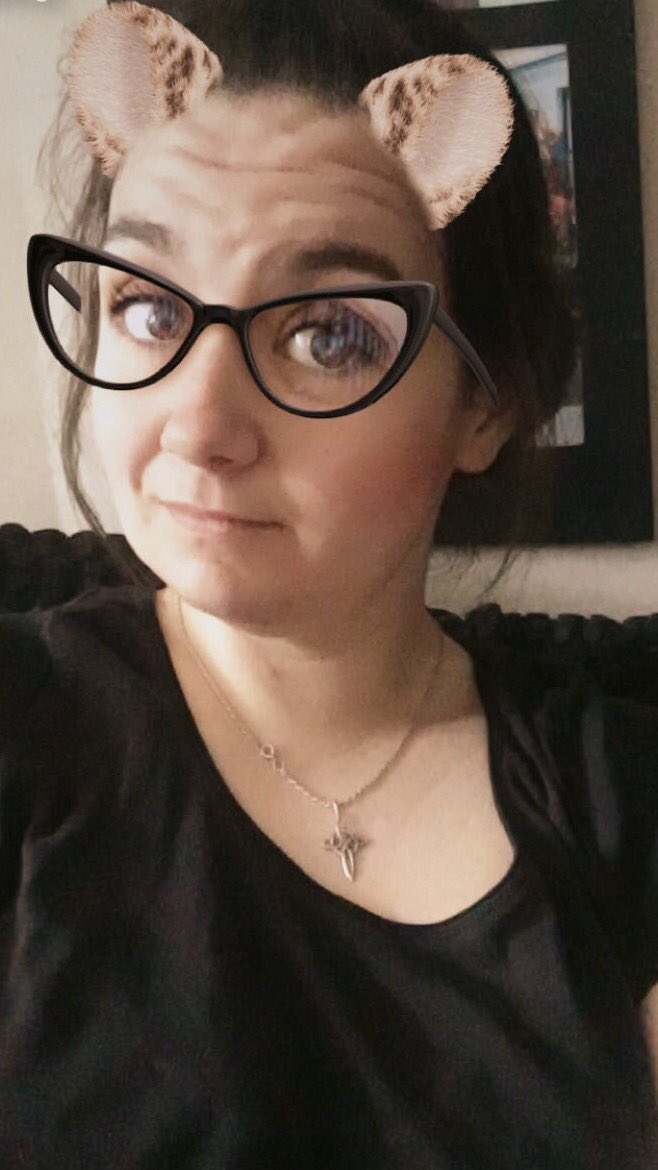 crdixonsmith's tweet photo. Gotta love a Snapchat filter lol https://t.co/AiPErP5col