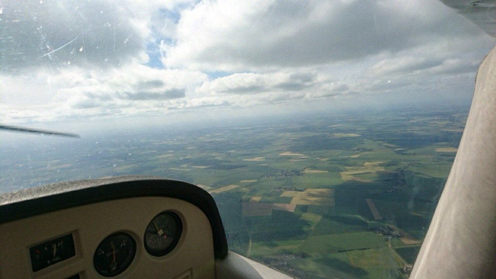 Fly_Academy's tweet photo. Fly Academy met le cap à l'ouest ! Rennes nous voilà #flyacademy #Rennes https://t.co/2G0vhl4clh