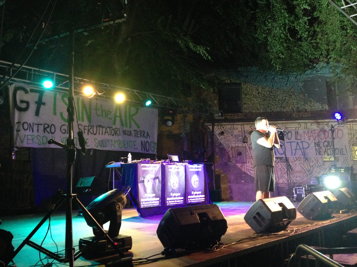WeStandAsAllies's tweet photo. Tonight #NoG7 in Bologna #StandUpWith the beat with @TUFAWON #WaterProtectors and the local hip hop artist! https://t.co/JtsP8SKoDj