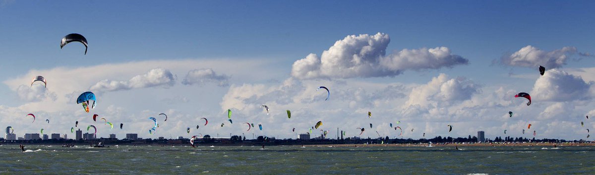 thediscobug's tweet photo. Wonderful first day at the Kitesurfing festival, cant wait for this years  competition! 
#festival  #summer #cocktails #disco #party https://t.co/wjsbRMFv8F