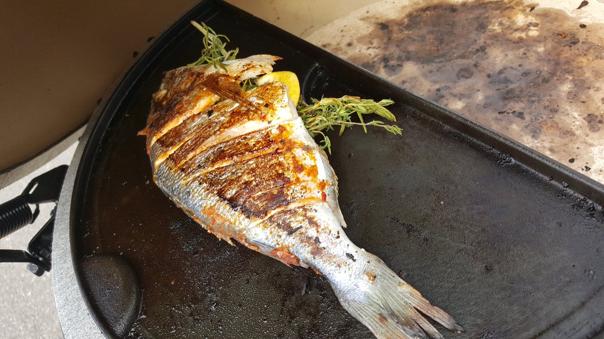 SmokeFF's tweet photo. Gezellige dagen @sligro Eindhoven #smokefirefood #slowcooking #bge https://t.co/q06T85JdjT