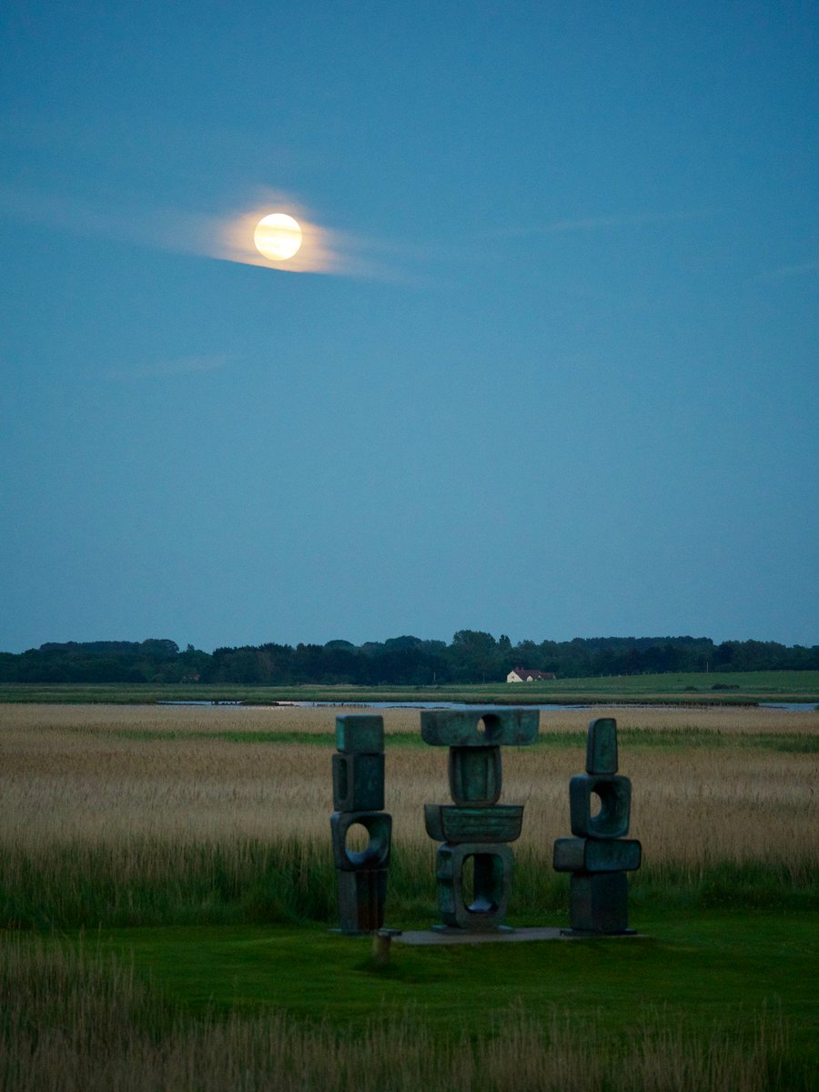 A marvellous moon on A Midsummer Night's Dream opening night.