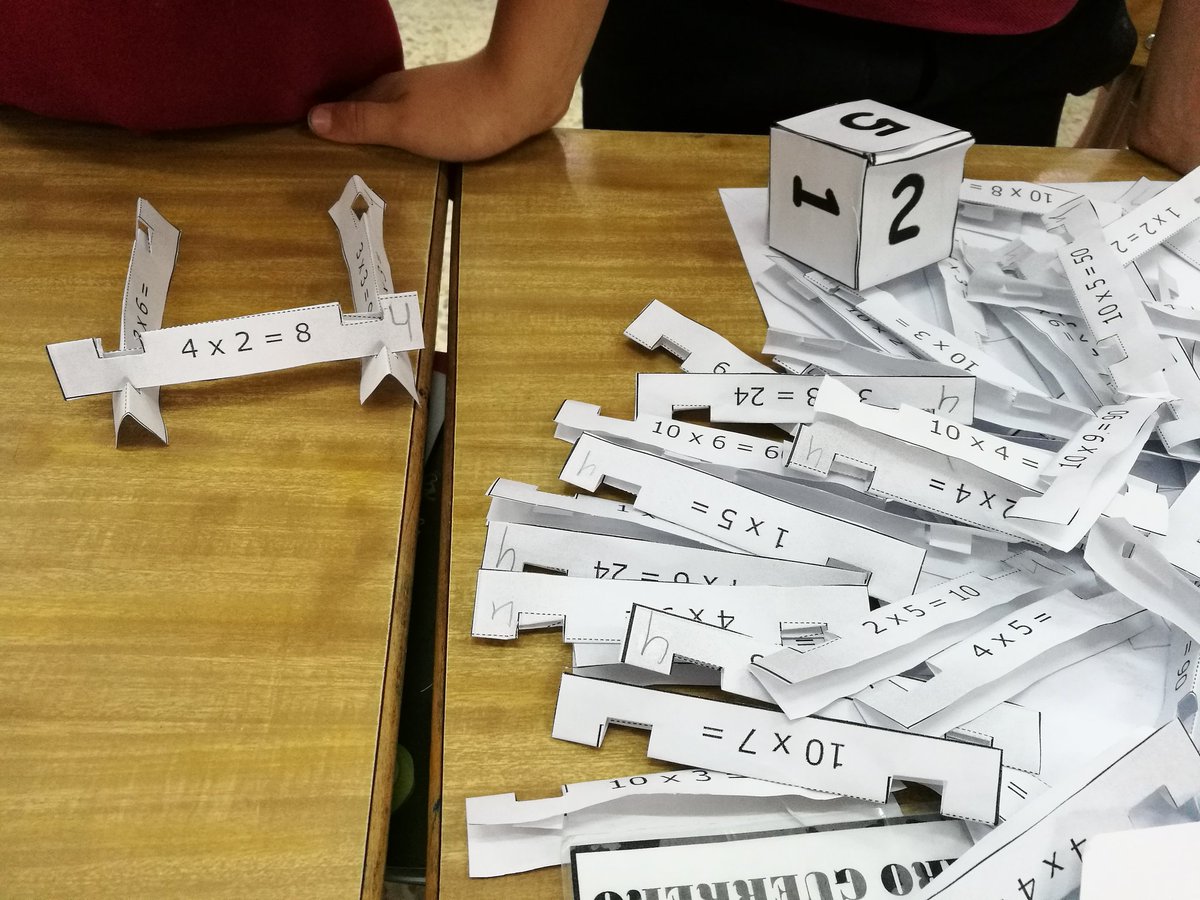 hrios91's tweet photo. Els nens necessiten temps i espai per jugar. "Jugar no és un luxe, és una necessitat" @_Terraferma https://t.co/xkoh9eU295
