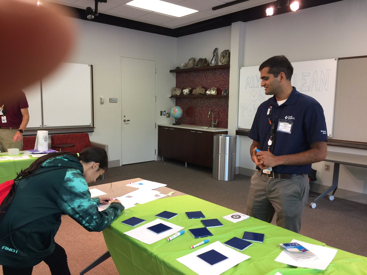 MariaMAvila11's tweet photo. Excellent topics and activities by NAYGN! @DE_AnneRone @NA_YGN #DENCC https://t.co/Sr8d9YJL4F