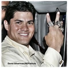 Happy birthday to our hall of fame and all time greatest Defensive player Tedy Bruschi!!!! 