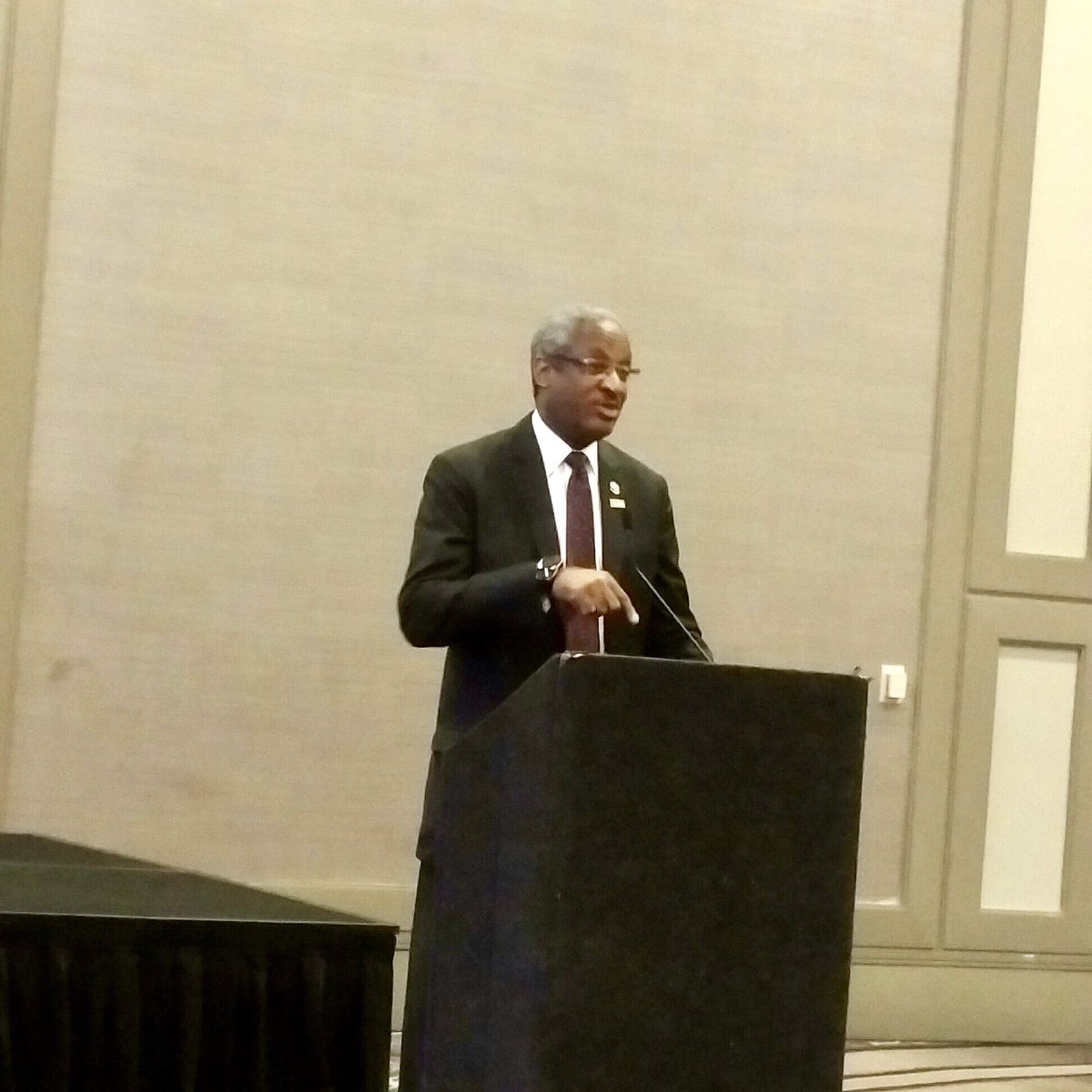 100blackmensf's tweet photo. Al Dotson, Jr. for Vice Chair #IGNITETHE100 https://t.co/iehQJh8tjk