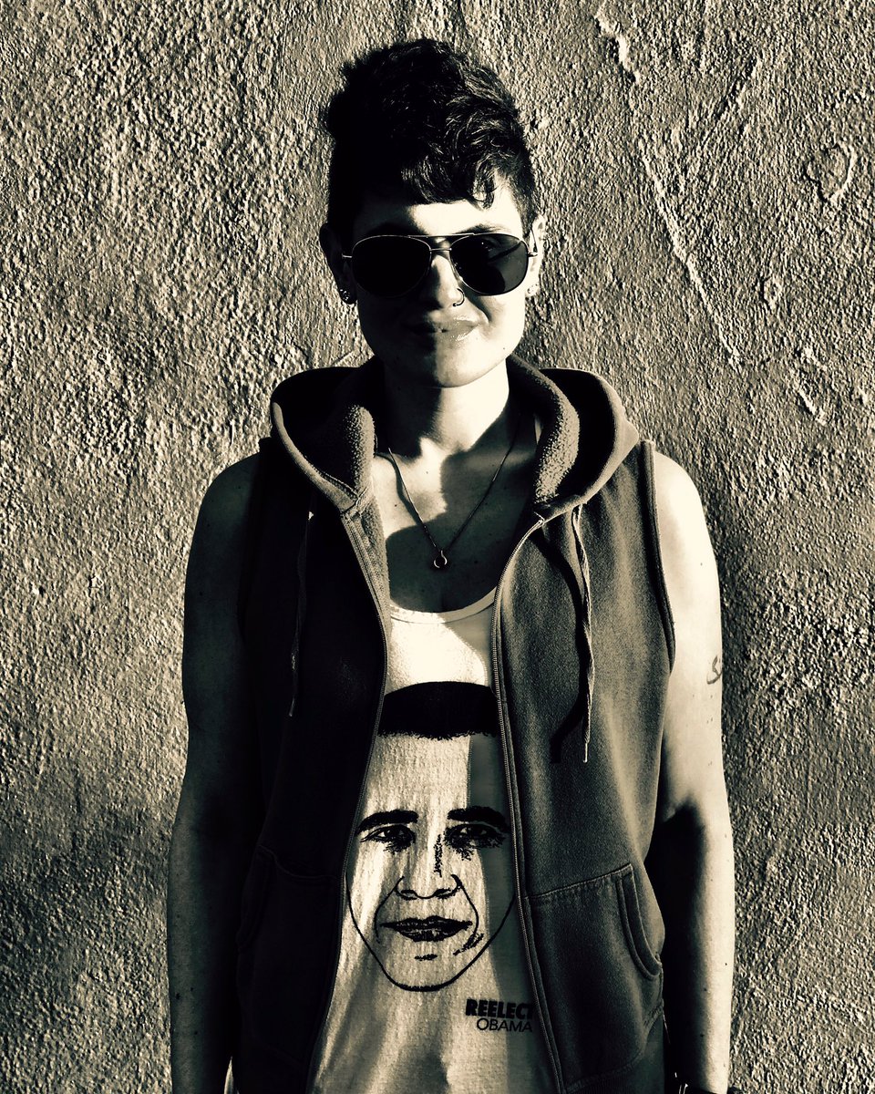 OldNewsCo's tweet photo. Like the shadows engulfing my face, so it seems, too, the shadows of this administration are engulfing Obama's legacy. #ReelectObama https://t.co/jUoRQMxTZG