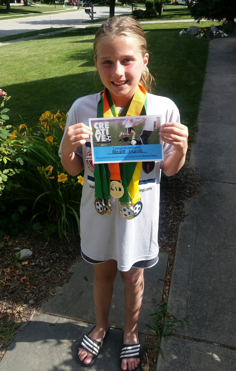 ScentsLisa_Ind's tweet photo. Brought in a lot of hardware this week. Her fav camp! Headed to the US technical championship! @CarmelFCHQ #meulensteenmethod @BUSoccerCamp https://t.co/SaS2FYUyPN