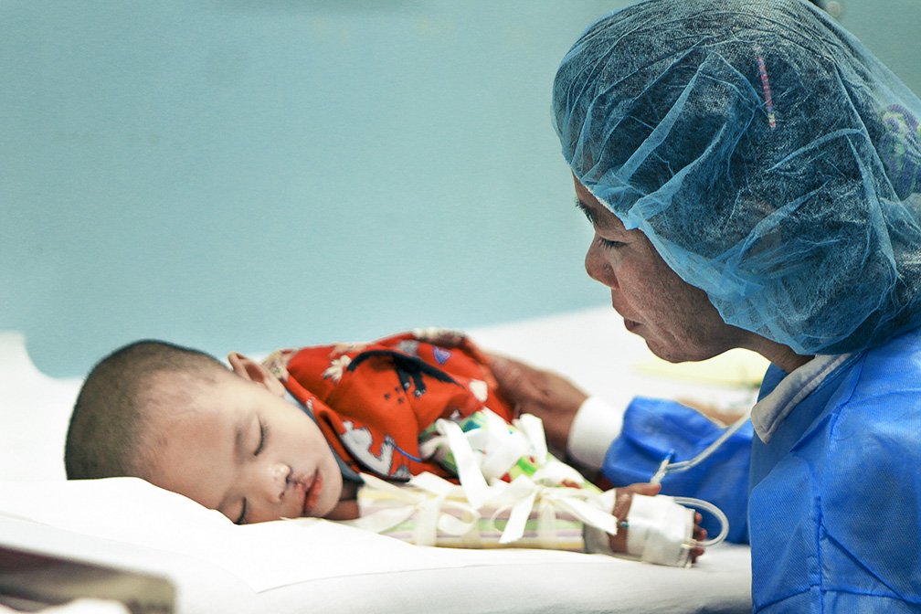 operationsmile's tweet photo. In Bacolod #Philippines, the "City of Smiles”, 139 people received new smiles at our medical mission. See more: https://t.co/D1sLvnAqJi https://t.co/F8vCWh1RiJ