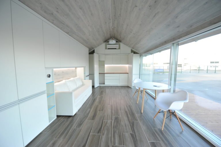 Looking for modern and prefabricated? Something that can go off grid? Consider the ModulOne from PassivDom: ow.ly/tOGc30ckNi1