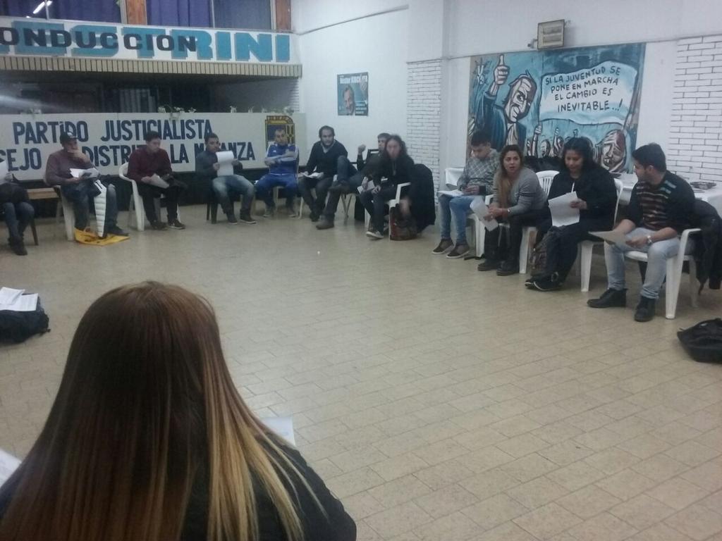 JPMatanza's tweet photo. Reunión general de #Jotape en el consejo del partido. 
Primer cordón del partido de #LaMatanza https://t.co/QZVX8GyuXc