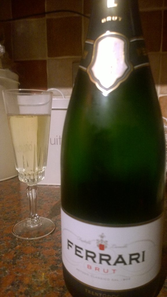 ladymedrev1's tweet image. Thank you @1smartmjf Enjoying a glass of Friday #Ferrari fizz courtesy of #MartinFerrari xxxx