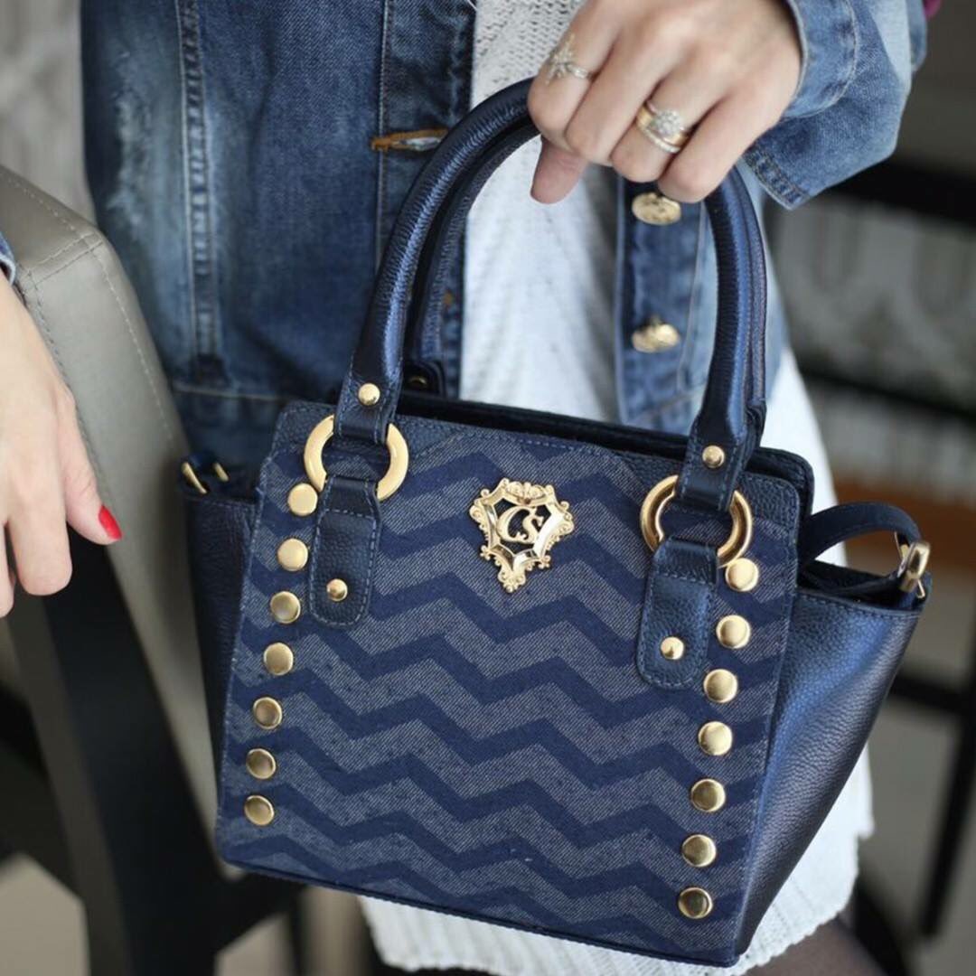 CSteffens_uy's tweet photo. Cartera comodín para dejar tus looks más modernos 💙✨ #CarmenSteffens #CSlovers #winterCS
Ref.: B783235635f https://t.co/B28ZkZdARY