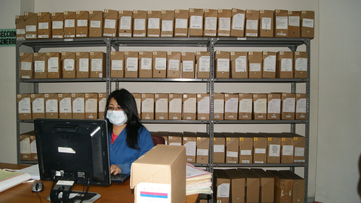 Le invitamos a visitar el <a href="/ArchivoEcuador/">ArchivoEcuador</a> en la Av. 10 de Agosto N11-539 y Santa Prisca,  ane.gob.ec. #ArchivosParaLaGente