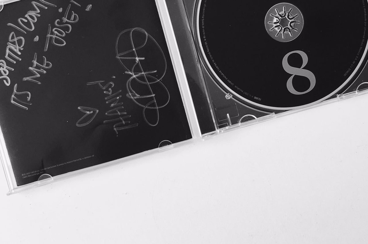 sopitasfm's tweet photo. Esto se acaba señores: el #Veranofm lo cerramos con un disco firmado por @IncubusBand 🎁🎁 🎁🎁 🎁🎁 🎁🎁 https://t.co/zZ4XKpBFhZ https://t.co/3iMFUfGatj