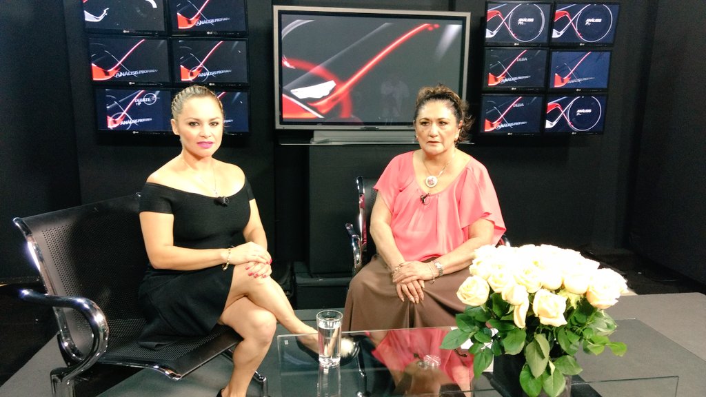 EdithEncaladaMX's tweet image. iPróximamente una entrevista que concedí a la reconocida periodista @Lilia_Arellano1 estén pendientes por @Tucanal10 !